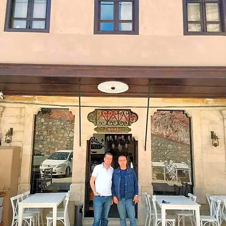 Otel Damaki Çeşme